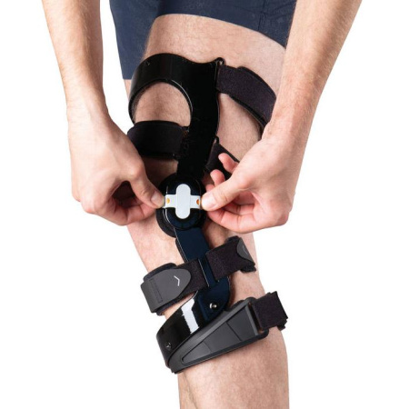 Ортез на коленный сустав (левый) Т.44.52L  Trives