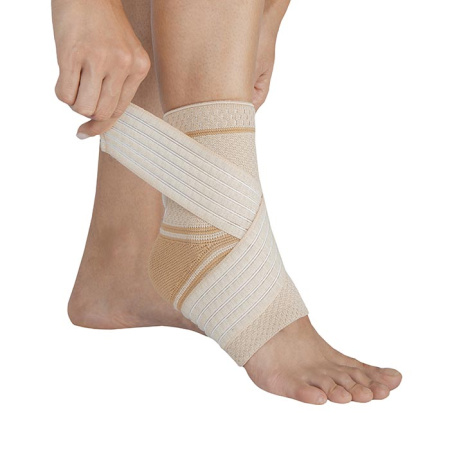 Бандаж компрессионный на голеностопный сустав со стяжкой Т-8683/3 Evolution Silver (Т.48.83)  Бандаж компрессионный на голеностопный сустав со стяжкой Т-8683/3 Evolution Silver (Т.48.83)