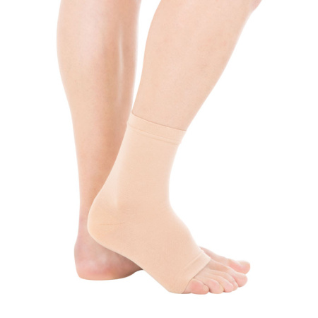 Бандаж на голеностопный сустав эластичный DO421  Trives